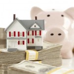 House-Piggy-Bank-and-Money